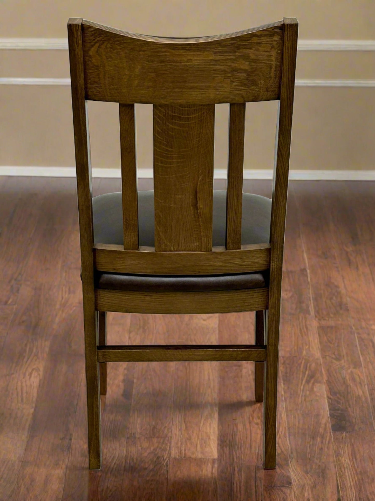 Mission Quarter Sawn Oak Round Dining Table Set - 40"
