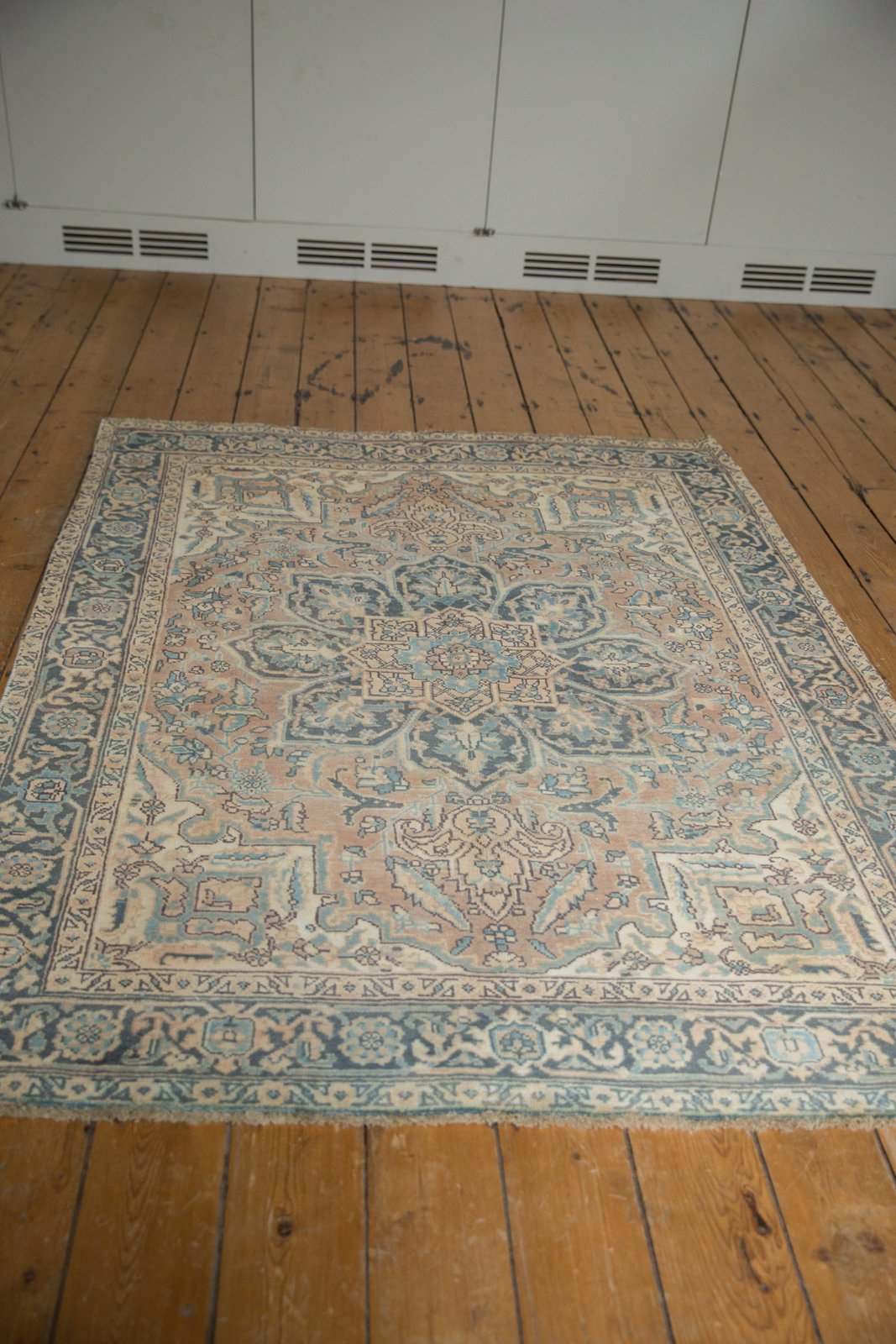 4.5x6.5 Vintage Distressed Ahar Rug
