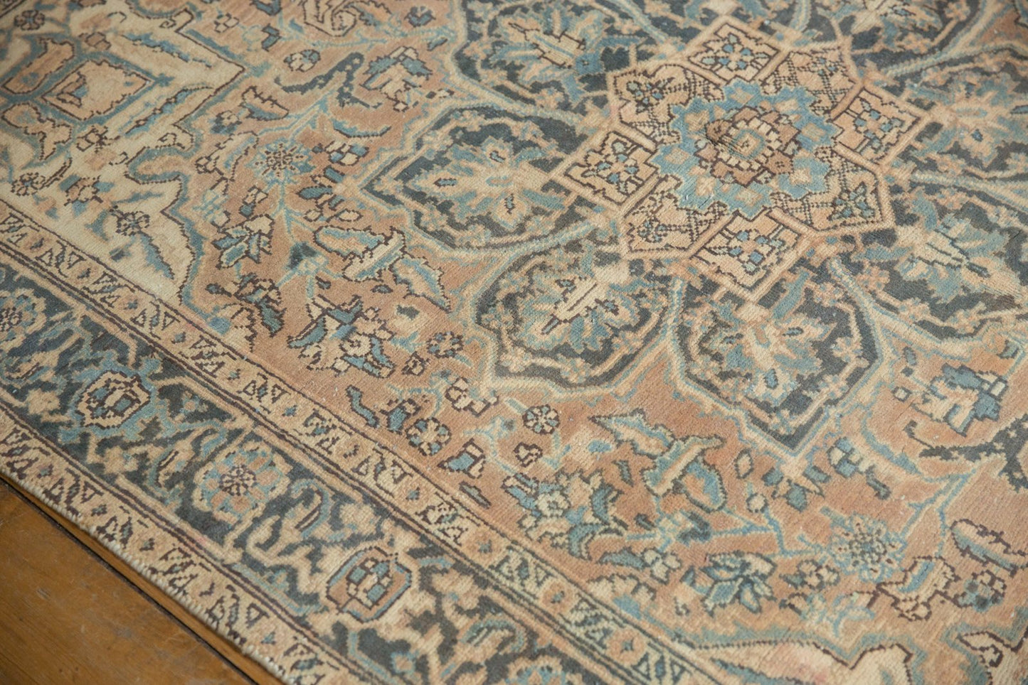 4.5x6.5 Vintage Distressed Ahar Rug