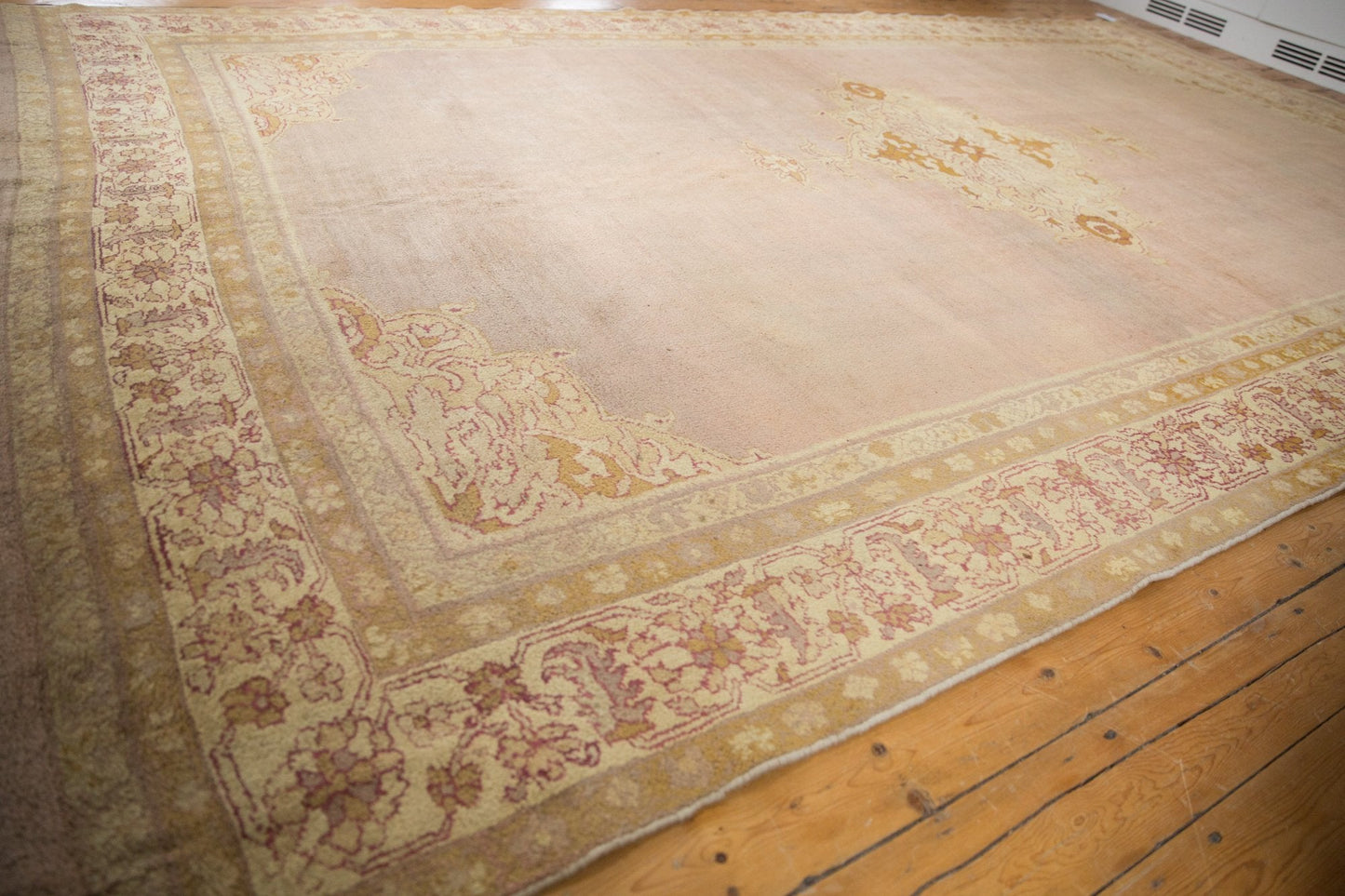 8x15 Antique Agra Carpet