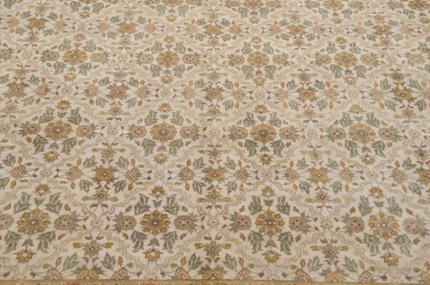 10x14 New Agra Carpet